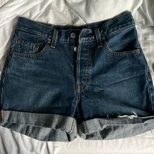 Levi’s High Waisted Dark Denim Jean Shorts Size 24 Button Up